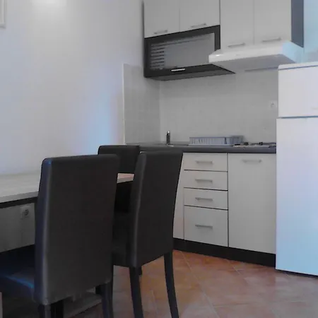 Apartment Old Village Trstenik (Dubrovnik-Neretva)