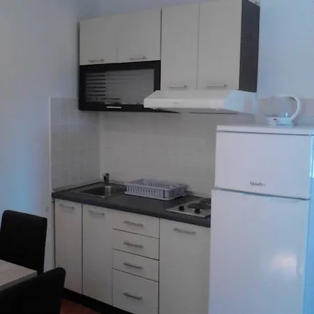 Apartment Old Village Trstenik (Dubrovnik-Neretva)