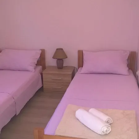 Apartment Old Village Trstenik (Dubrovnik-Neretva)